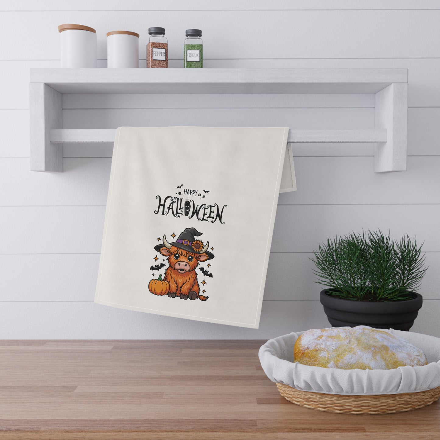 Happy Halloween cute Tea Towels, Festive Decor, Farmhouse Kitchen Accessories, Cute Highland Cow Design, Holiday Gift Ideas
